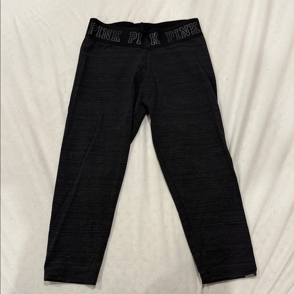 PINK Victoria's Secret Black Cropped Leggings